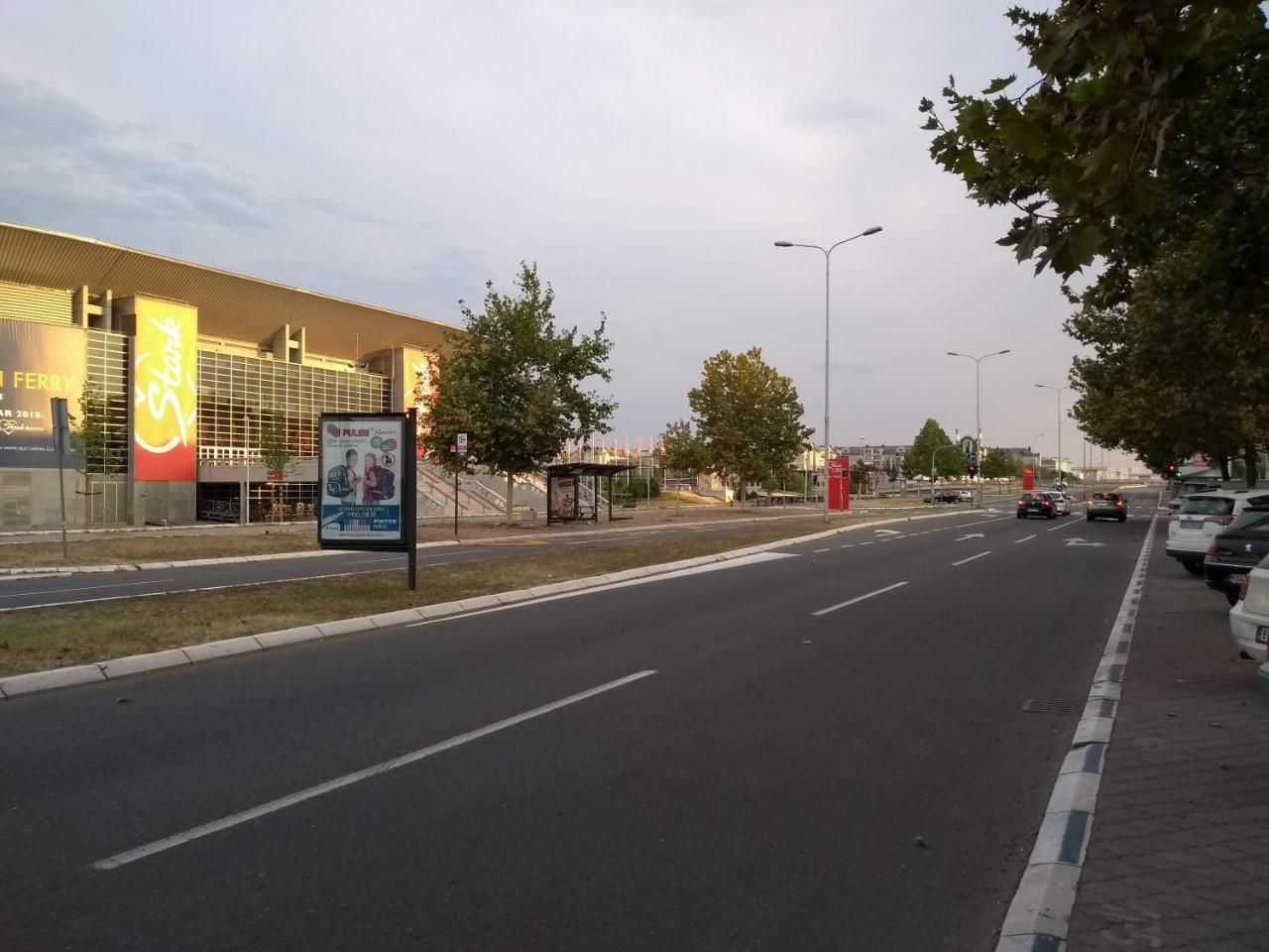 Arena Relax Apartman Belgrado Exterior foto