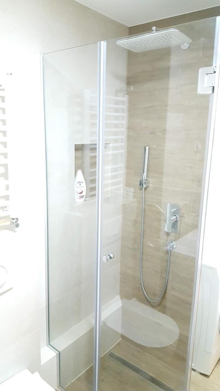 Arena Relax Apartman Belgrado Exterior foto