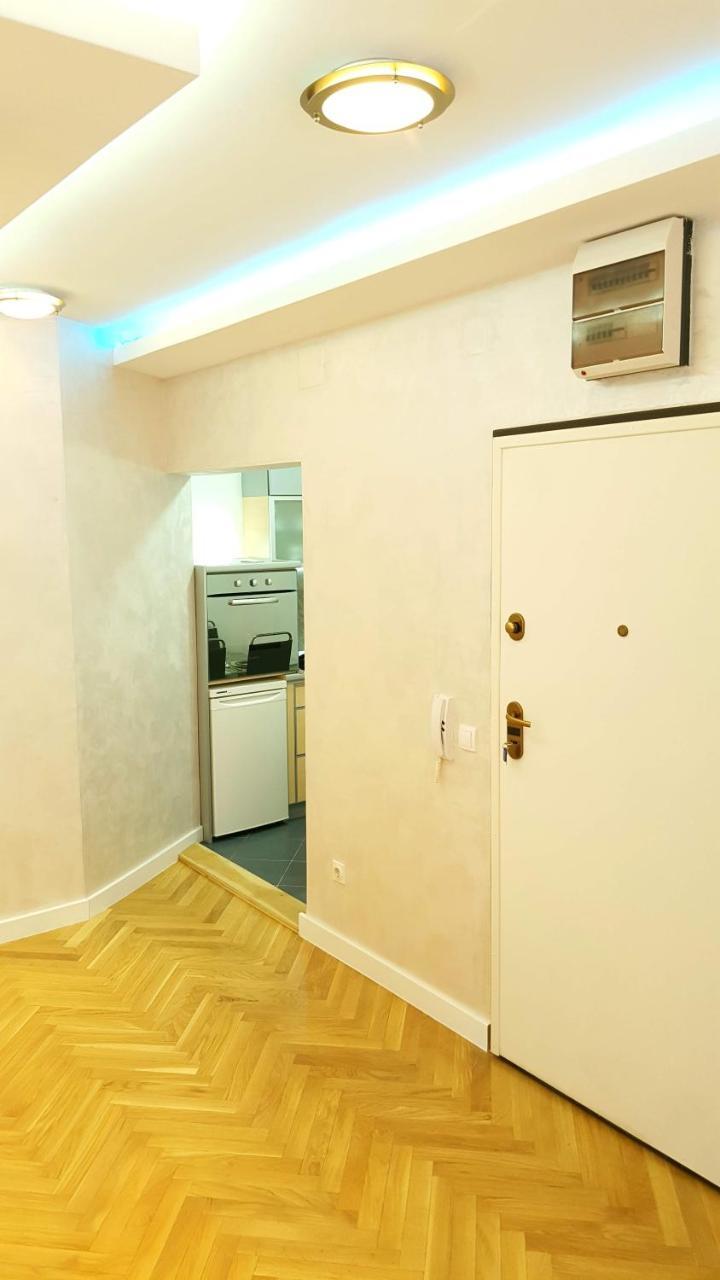 Arena Relax Apartman Belgrado Exterior foto