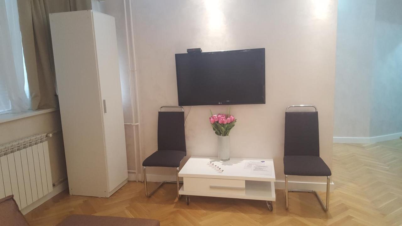 Arena Relax Apartman Belgrado Exterior foto